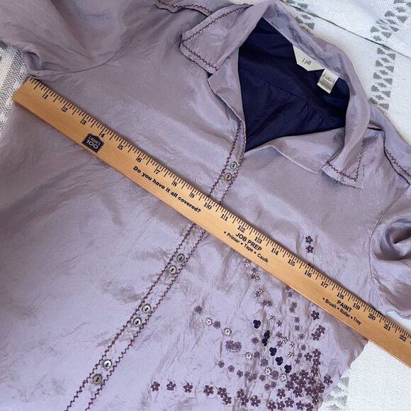 J.jill Lavender Silk Embroidered Floral Button-Down Blouse Top MP Women's Chic - Picture 9 of 9